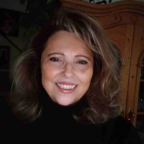 Daniela VARGA